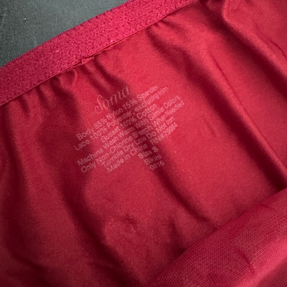 Soma Red Intimates Bundle - Picture 7 of 9